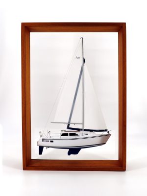 Custom Half Models - - Hunter 27 framed half model - Abordage