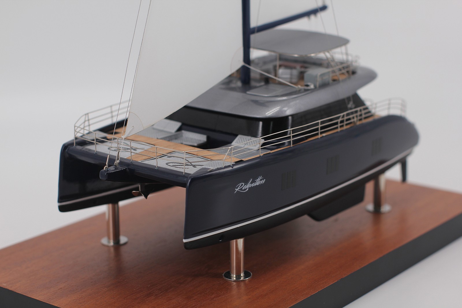 Custom Desk Models - - Sunreef 60 custom desk model - Abordage