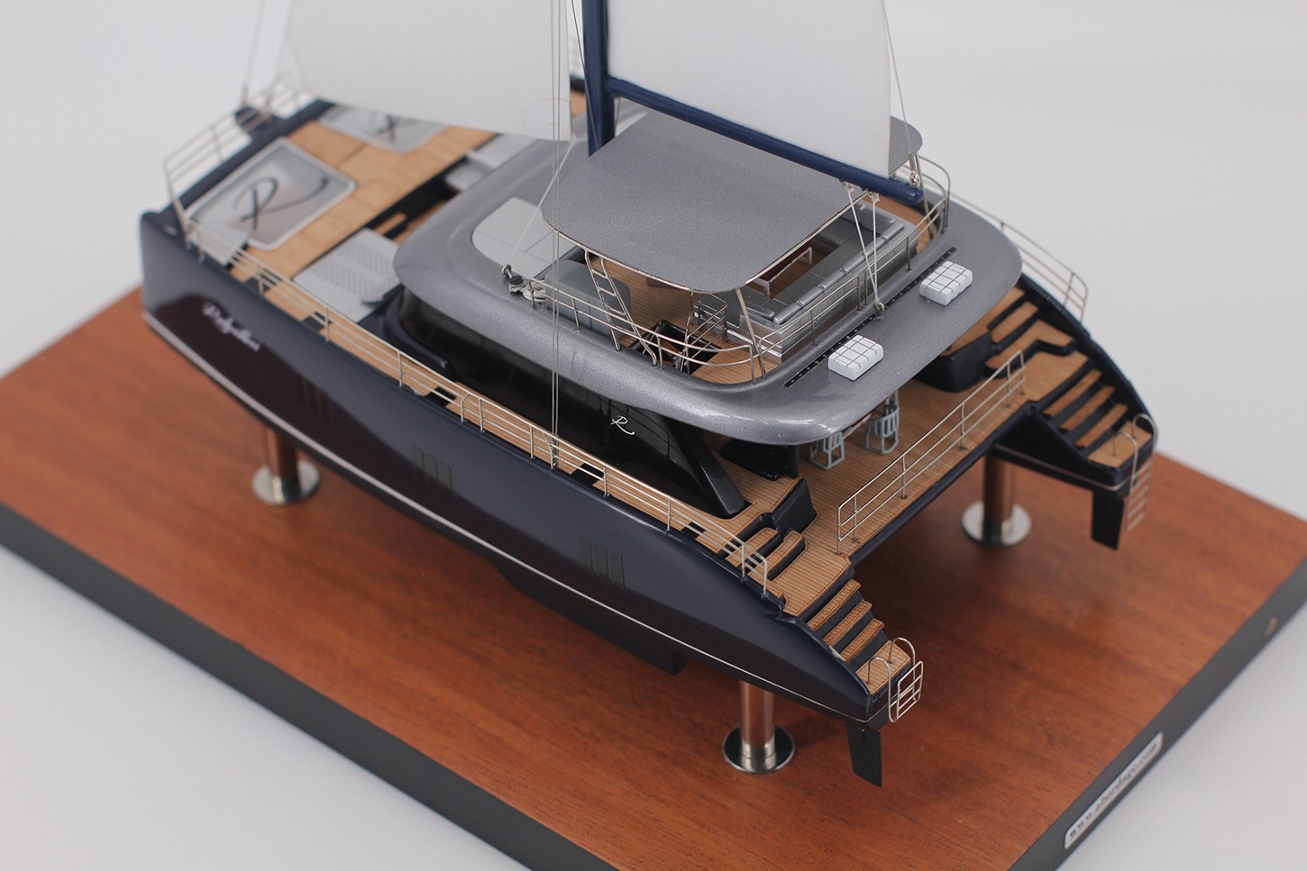 Custom Desk Models - - Sunreef 60 custom desk model - Abordage