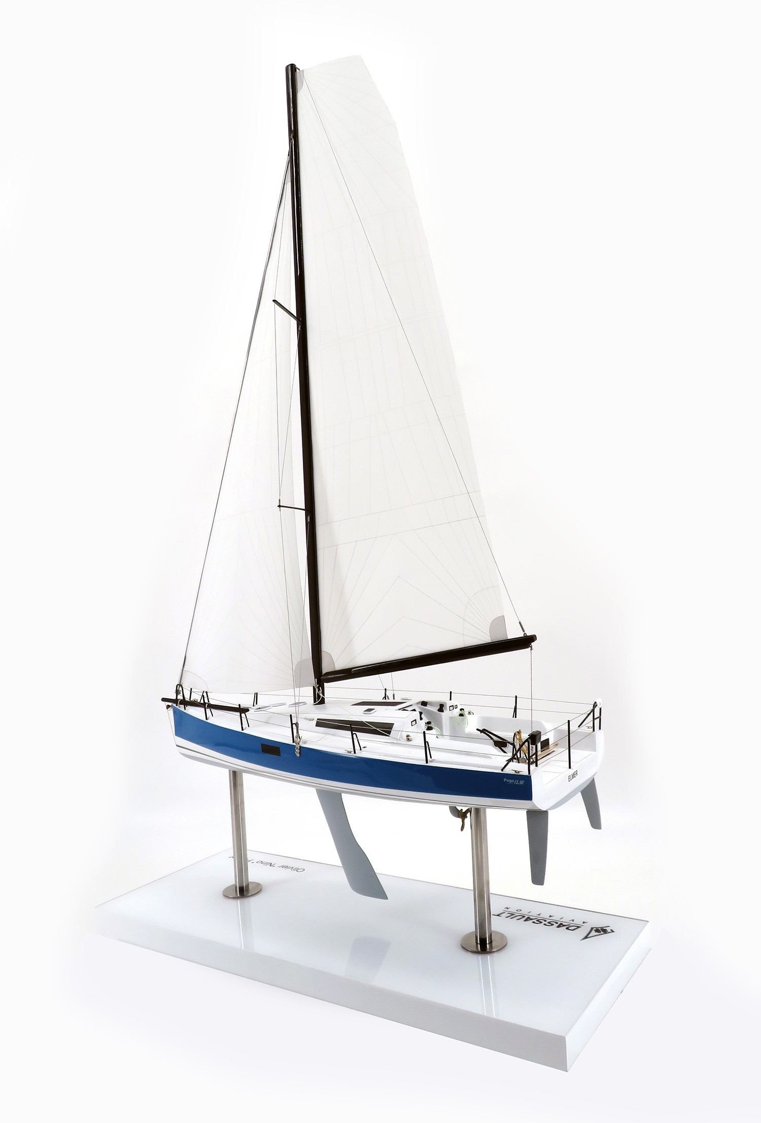 Custom Models - Pogo Structures - Pogo 12,50 custom model CM - Abordage