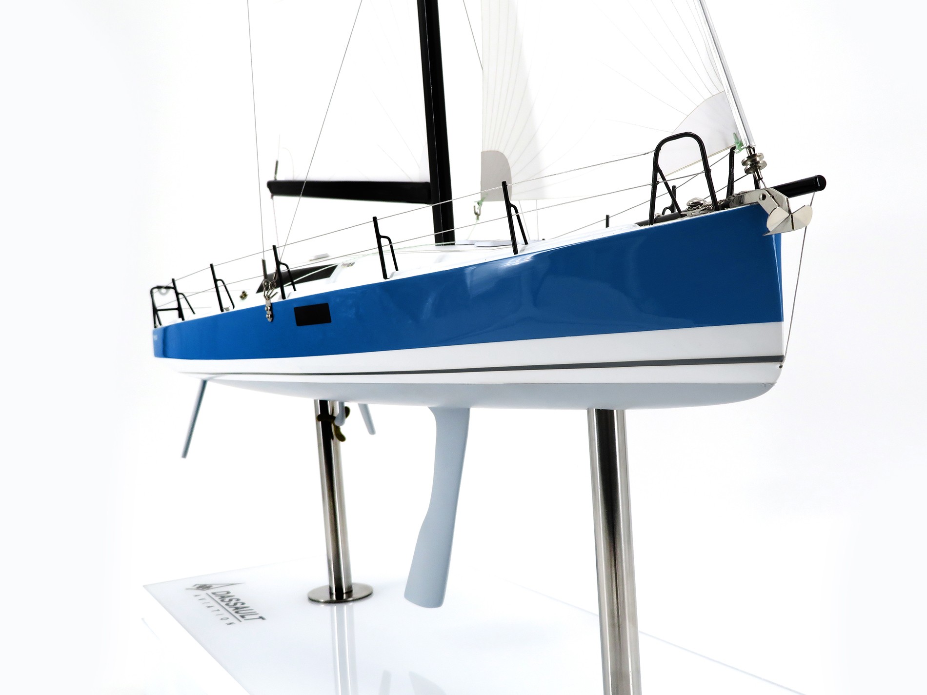 Custom Models - Pogo Structures - Pogo 12,50 custom model CM - Abordage