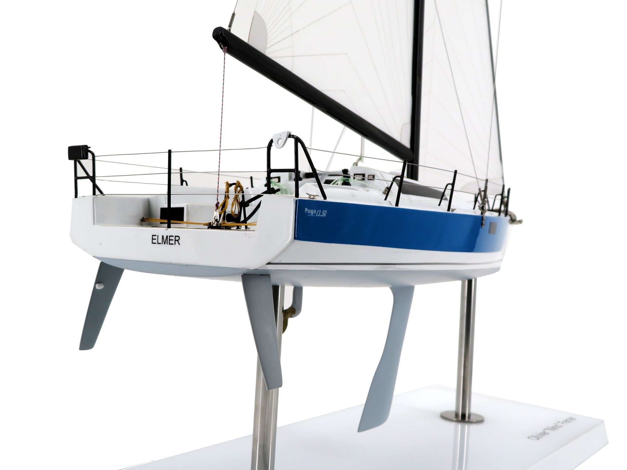 Custom Models - Pogo Structures - Pogo 12,50 custom model CM - Abordage