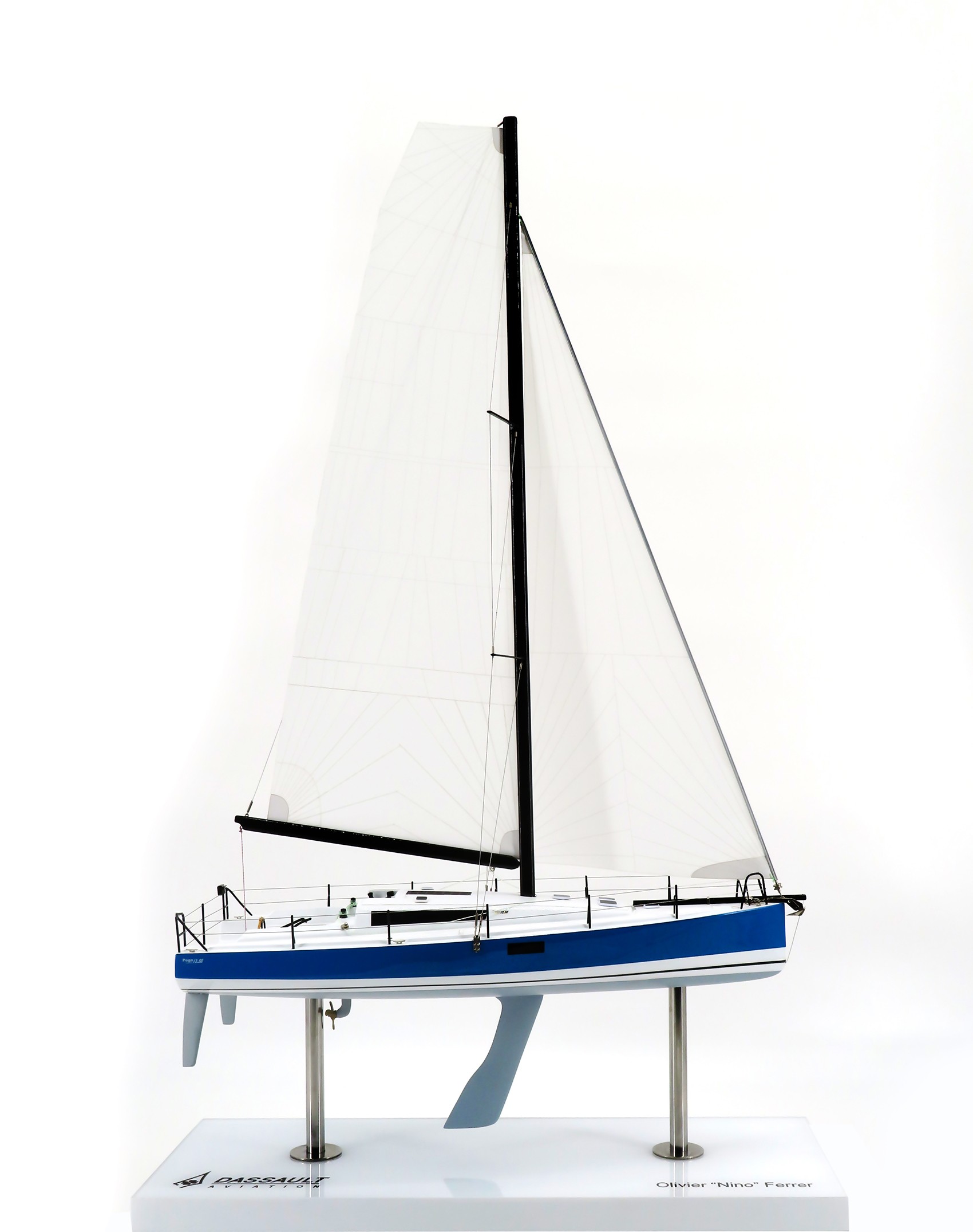 Custom Models - Pogo Structures - Pogo 12,50 custom model CM - Abordage