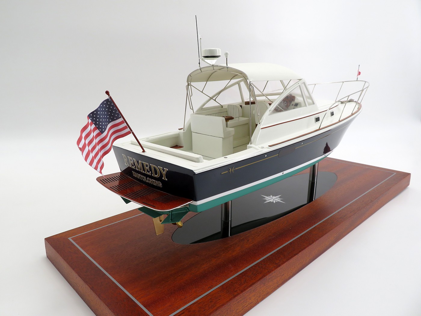 Custom Models - Hunt - Hunt Surfhunter 33 custom model - Abordage
