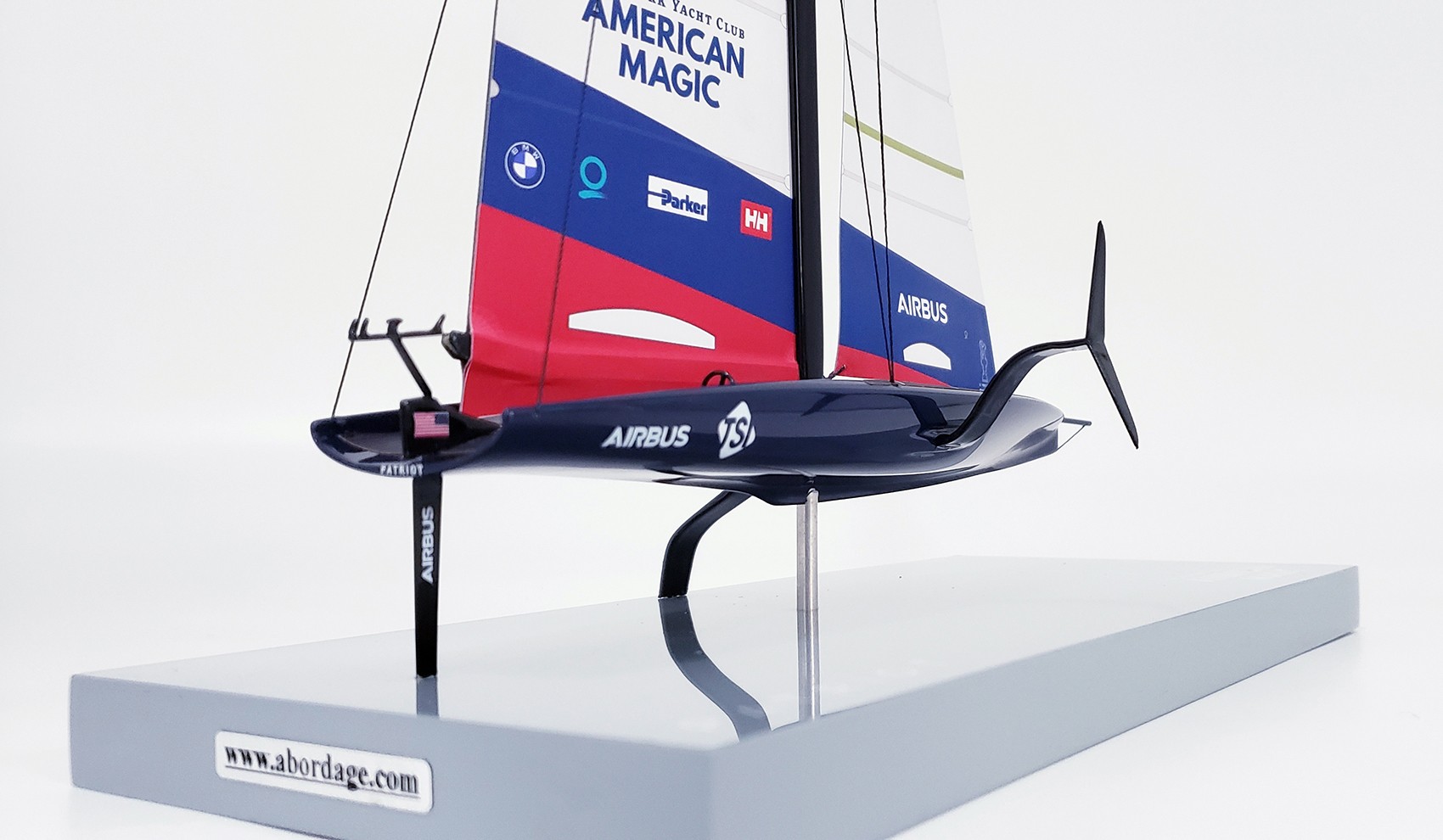 America's Cup Boats - - AC 75 PATRIOT desk model 2021 MN-A100 - Abordage