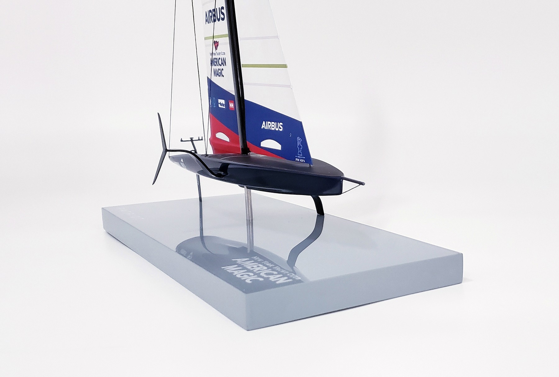 America's Cup Boats - - AC 75 PATRIOT desk model 2021 MN-A100 - Abordage