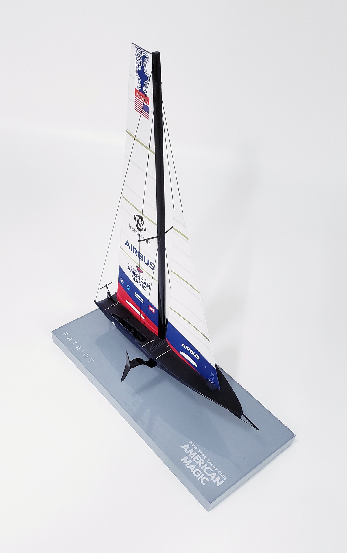 America's Cup Boats - - AC 75 PATRIOT desk model 2021 MN-A100 - Abordage
