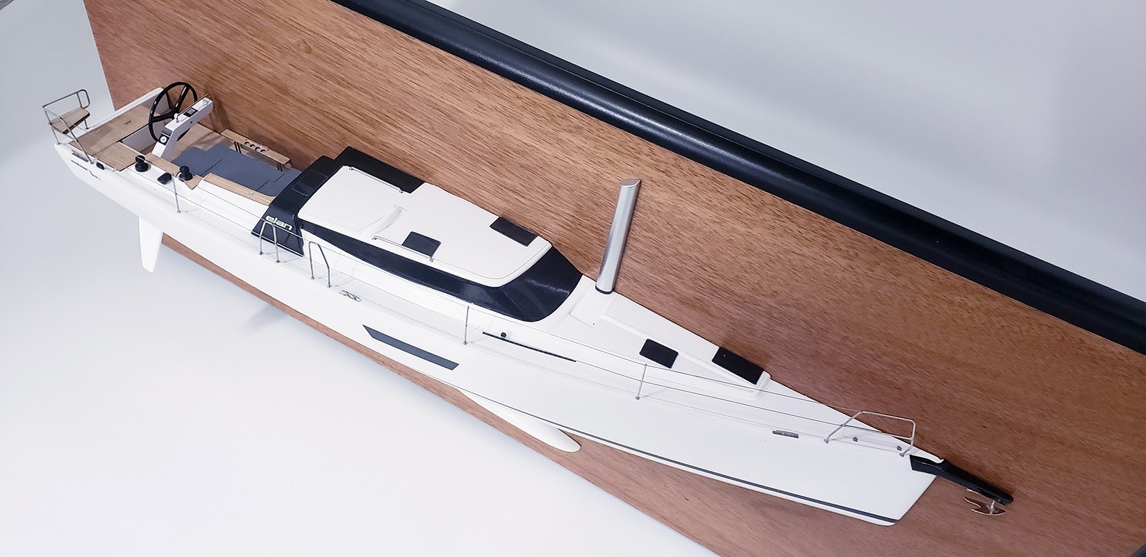 Custom Half Models - Elan yachts - Elan GT5 custom half model - Abordage