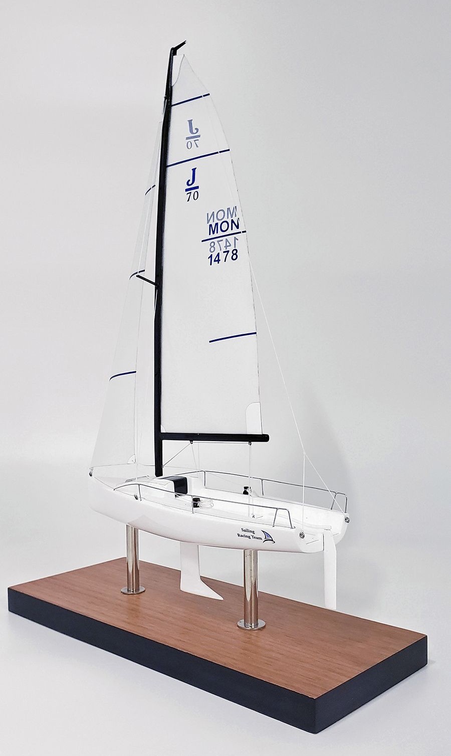 Custom Desk Models - JBoats - J70 jBoats desk model - Abordage