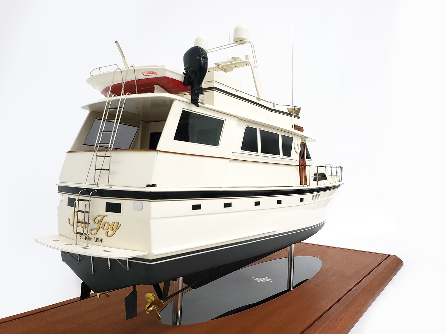 Custom Models - Hatteras - Hatteras 58 MY custom model - Abordage