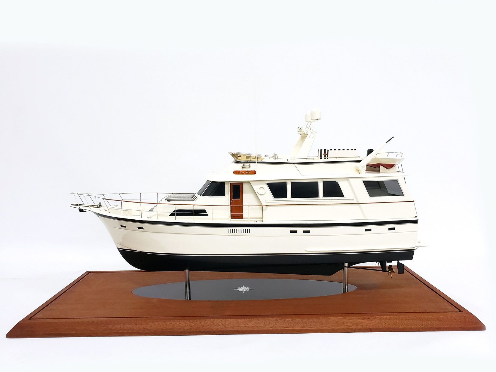 Custom Models - Hatteras - Hatteras 58 MY custom model - Abordage