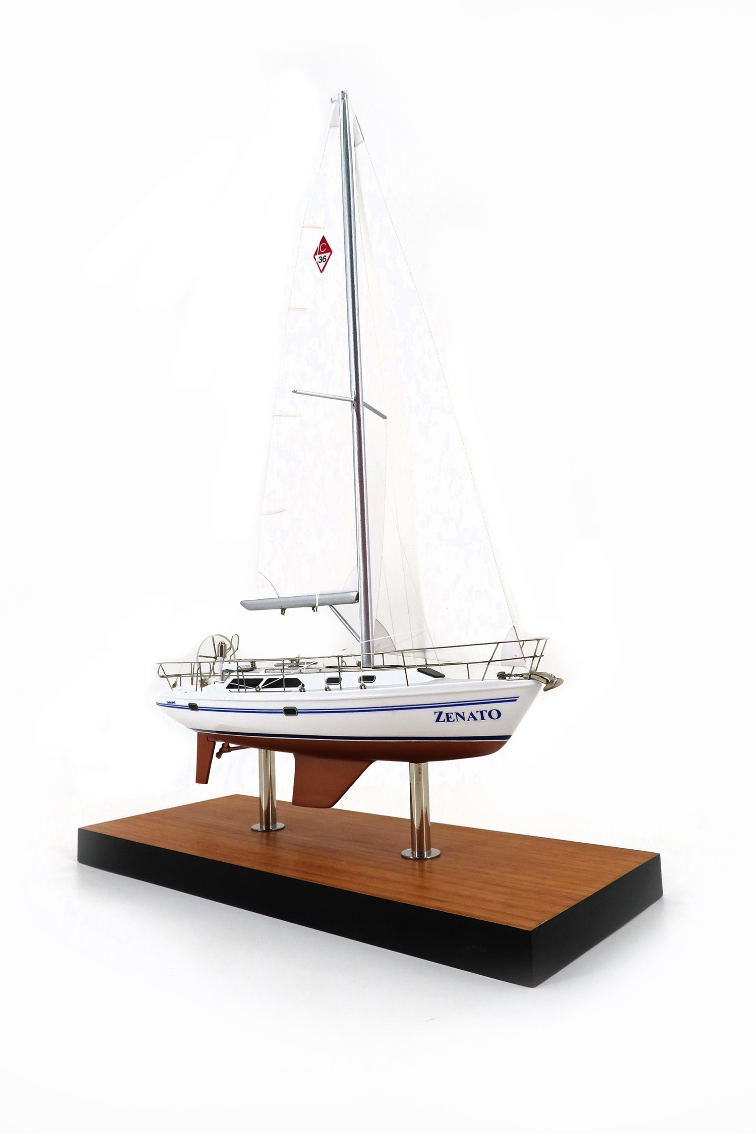 Custom Desk Models - Catalina - Catalina 36 MKII custom desk model - Abordage