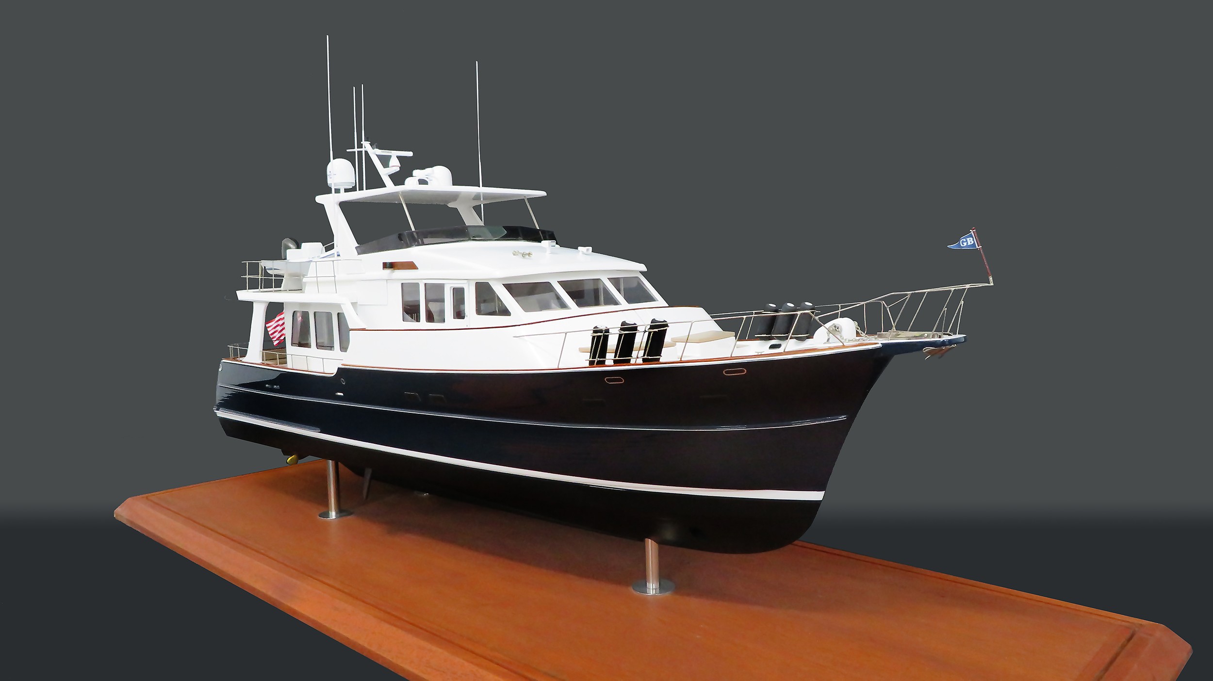 Custom Models - Grand Banks - Grand Banks Aleutian 64 custom model - Abordage