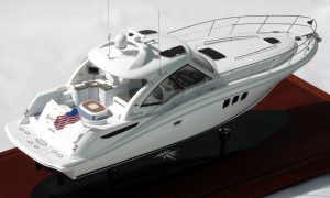 Custom Models - Sea Ray - Sea Ray 48 Sundancer "Guided Discovery" - Abordage