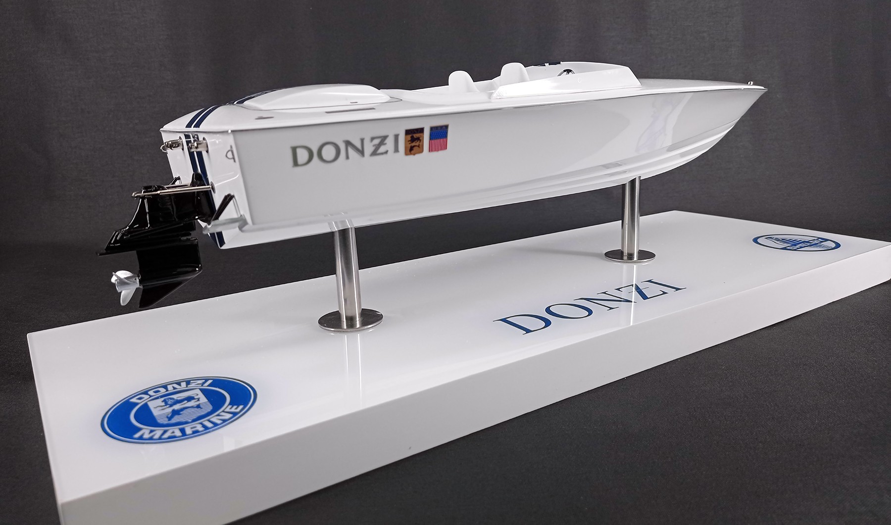Custom Models - Donzi Marine - Donzi Shelby 22 custom model - Abordage