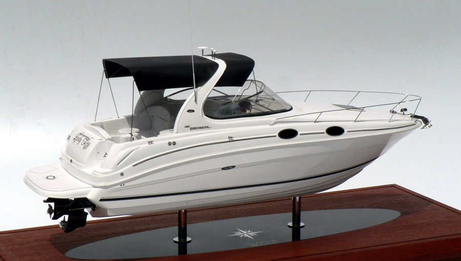 Custom Models - Sea Ray - Sea Ray 280 Sundancer "Lady Fitz" - Abordage