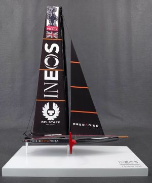 America's Cup Boats - - AC 75 INEOS TEAM UK desk model 2021 MN-A102 - Abordage