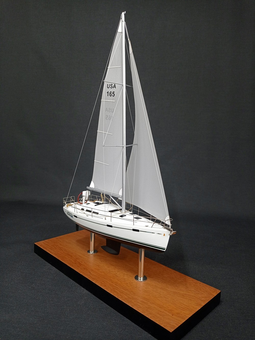 Custom Desk Models - Beneteau - Beneteau 373 desk model - Abordage