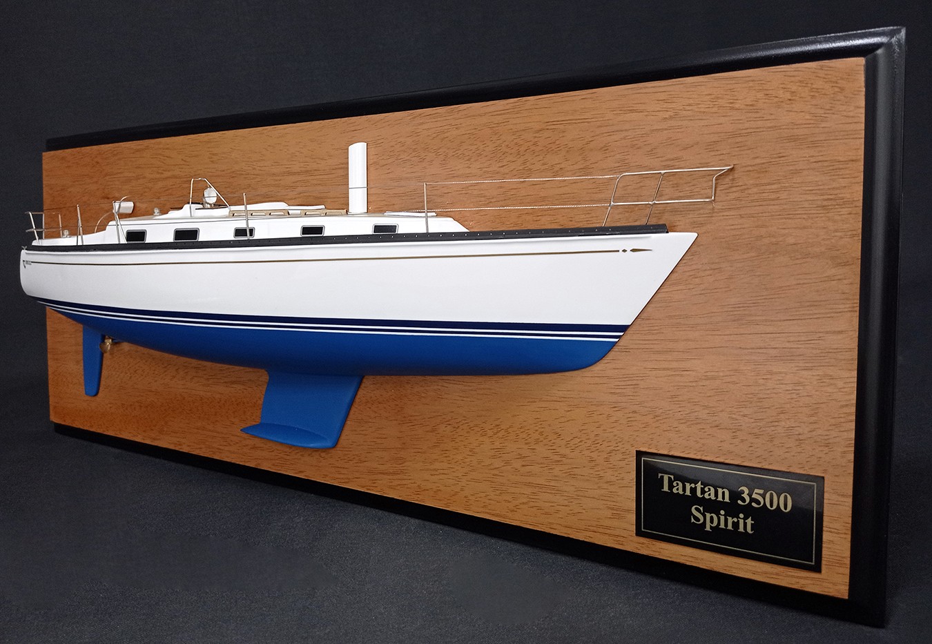 Custom Half Models - Tartan - Tartan 3500 custom half model with deck details - Abordage