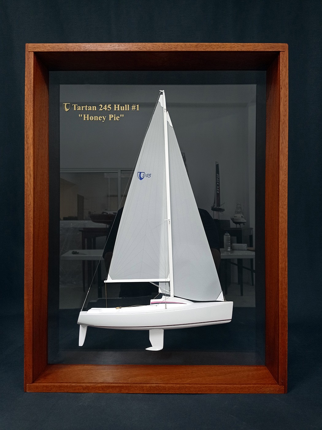 Custom Half Models - Tartan - Tartan 245 framed half model - Abordage