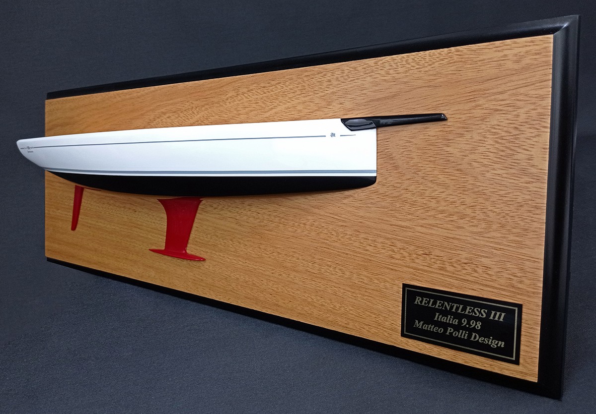 Custom Half Models - Italia Yachts - Italia Yacht 9.98 flush deck half hull - Abordage