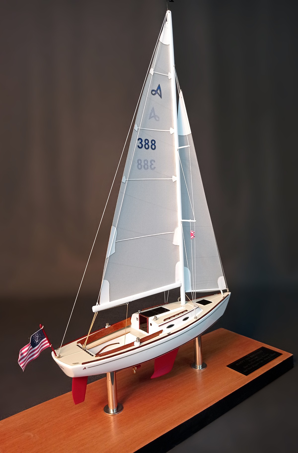 Custom Desk Models - Alerion Express - Alerion Express 28 custom desk model small replica - Abordage