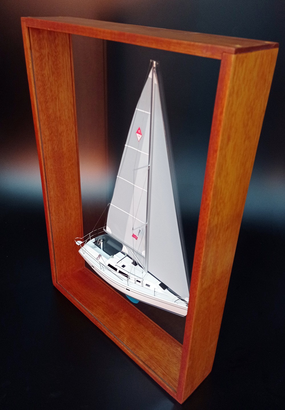 Custom Half Models - Catalina - Catalina 320 -Moonchild- scale 1-32 or 12 inches LOA. - HM - Abordage