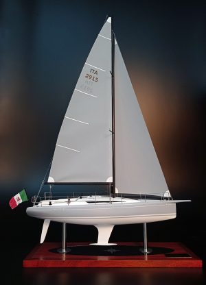 Custom Models - Italia Yachts - Italia Yacht 11.98 custom model replica - Abordage