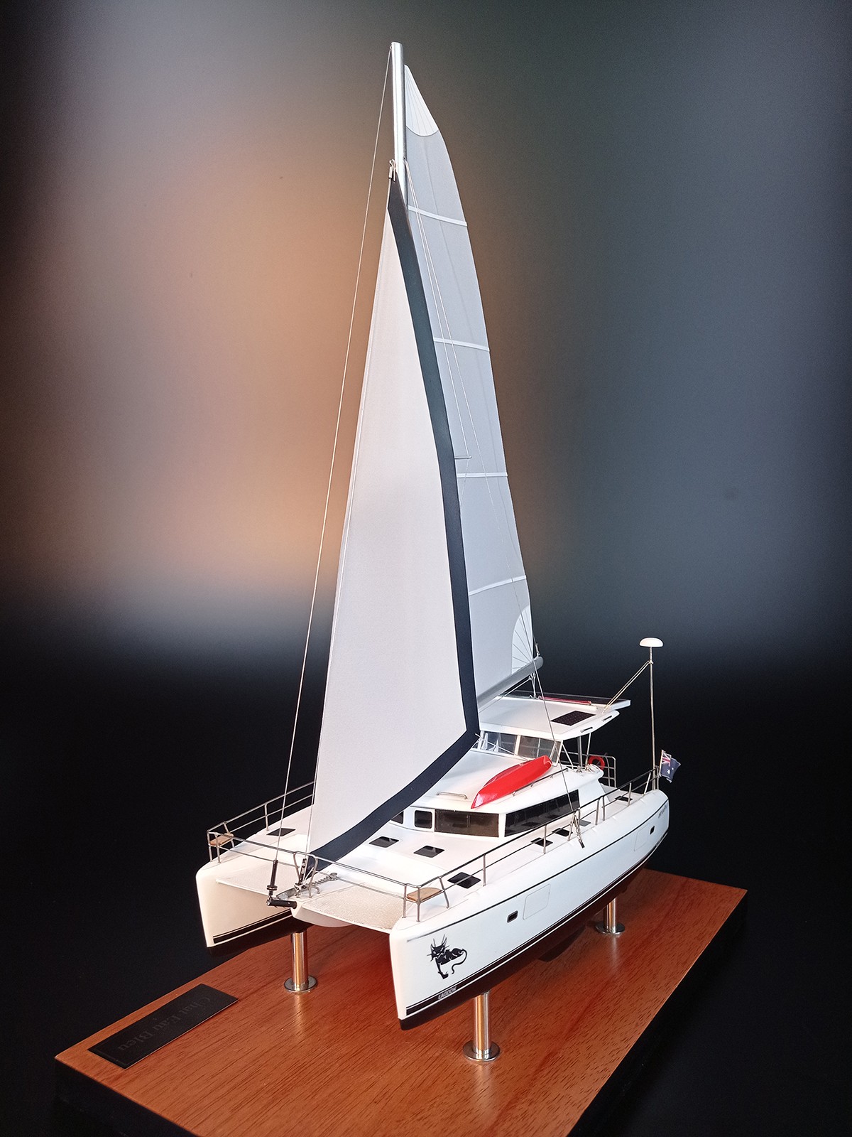 Custom Desk Models - - Lagoon 420 desk model - Abordage