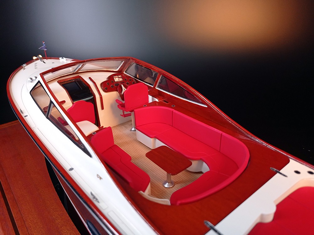 Custom Models - Hinckley - Hinckley T38 custom model - Abordage