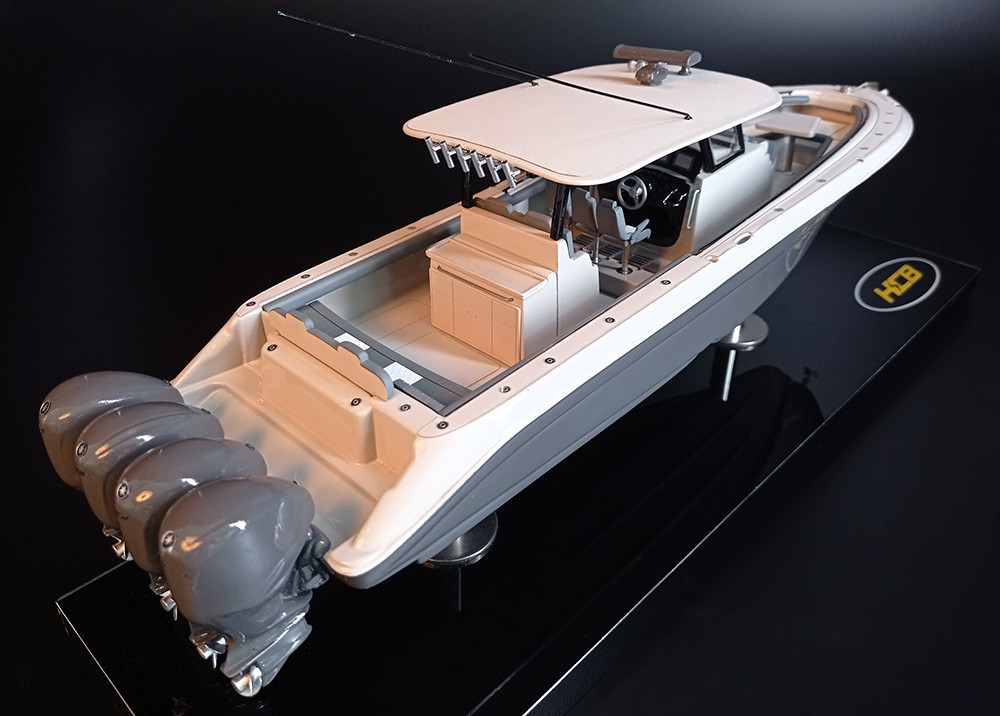 Custom Models - HCB Yachts - Lujo 42, HCB Yacht custom model - Abordage