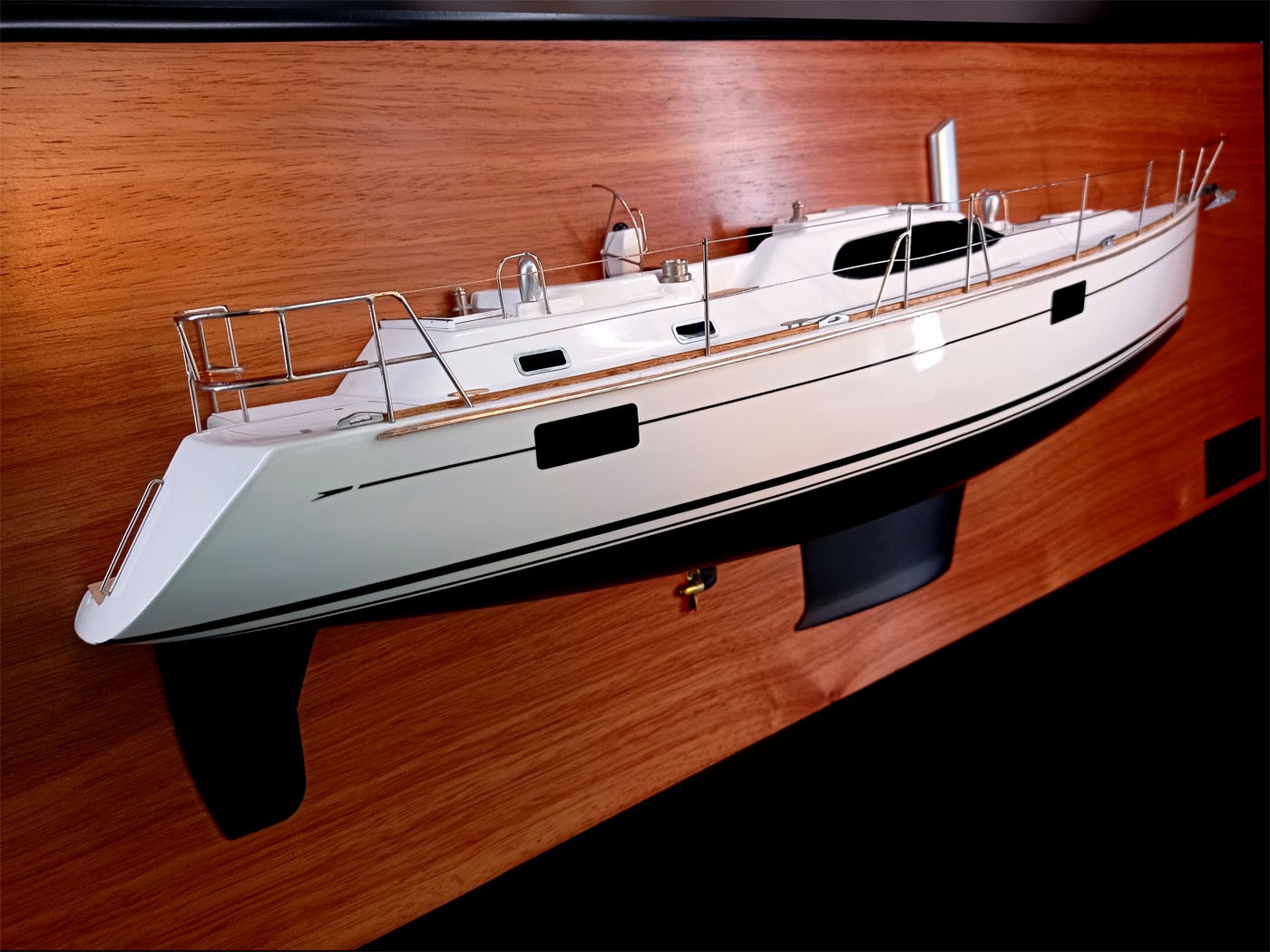 Custom Half Models - - Hylas 48 custom half model with deck details - Abordage