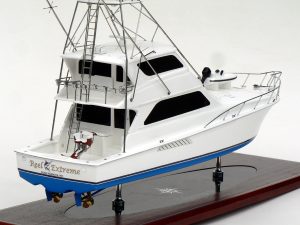Custom Models - Viking Yachts - Viking 61 "Reel Extreme" - Abordage