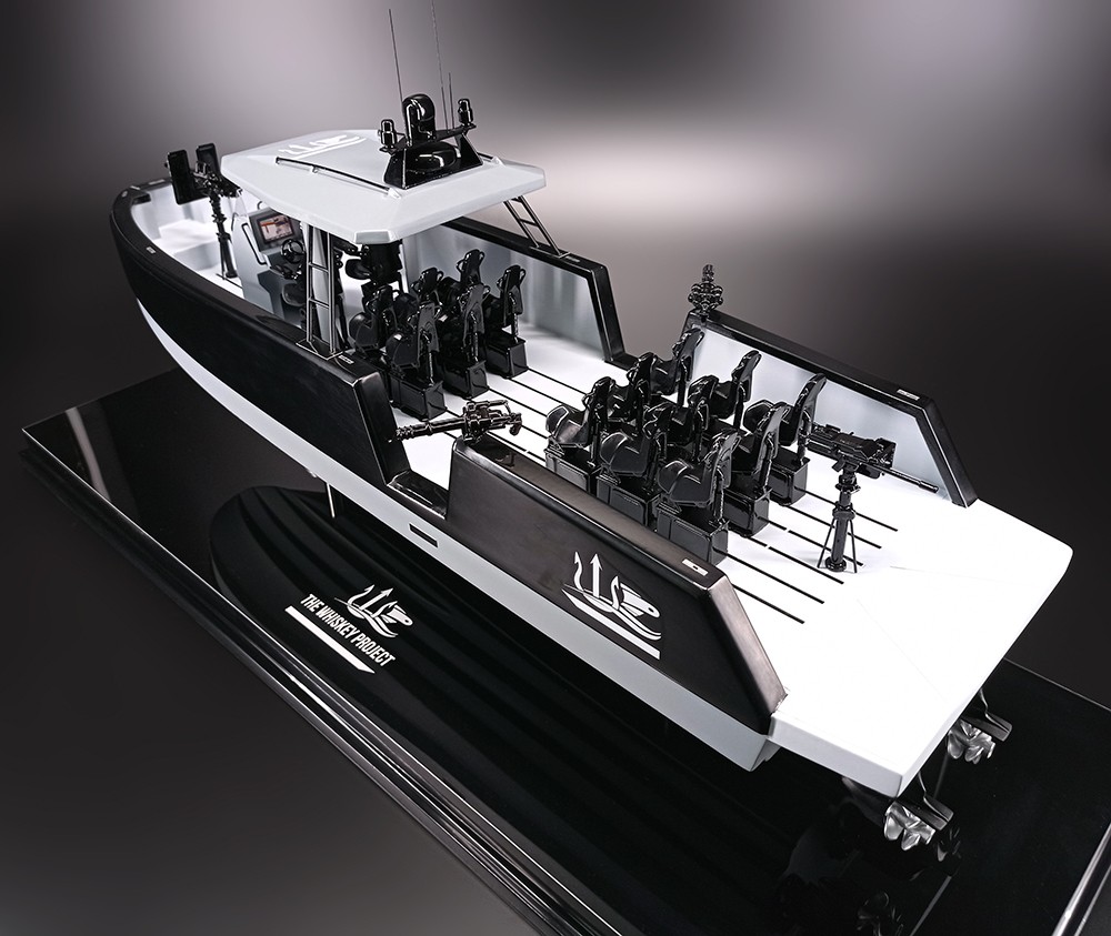 Custom Models - The Whiskey Project Group - Whiskey MMRC - Bravo watercraft - custom model - Abordage