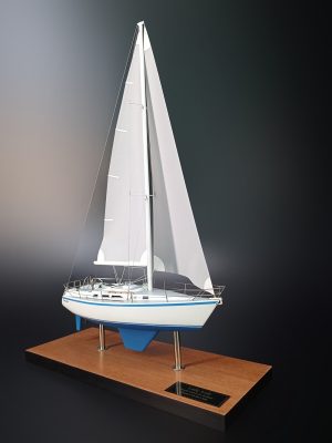 Custom Desk Models - - Hunter 34 custom desk model - Abordage