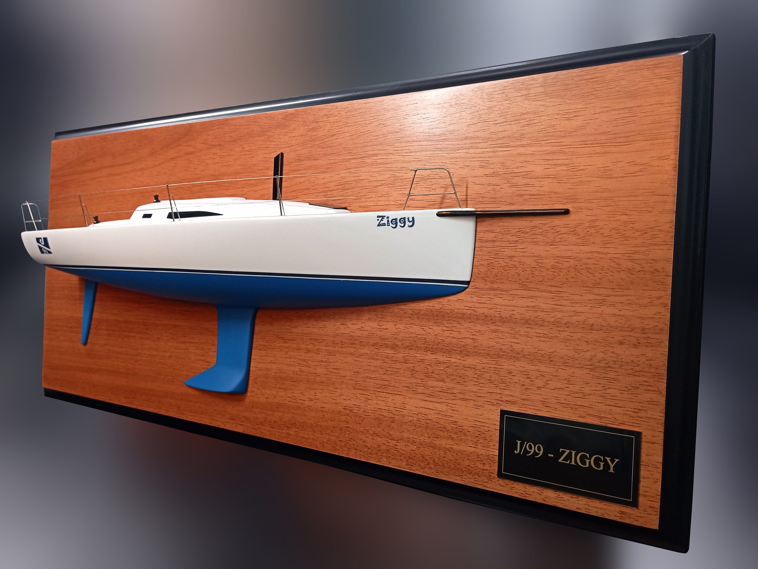 Custom Half Models - JBoats - J-99 JBoats custom half model with deck details - replica - Abordage