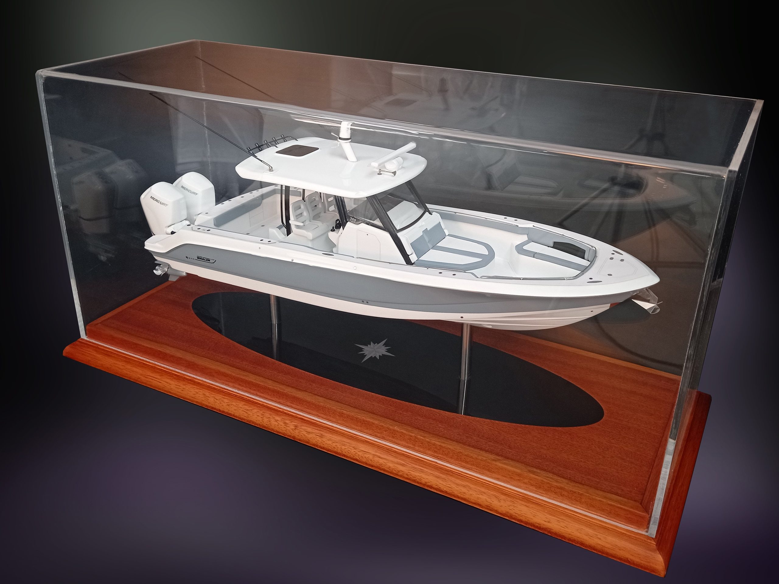 Custom Models - Boston Whaler - Boston Whaler 360 Outrage custom model - Abordage