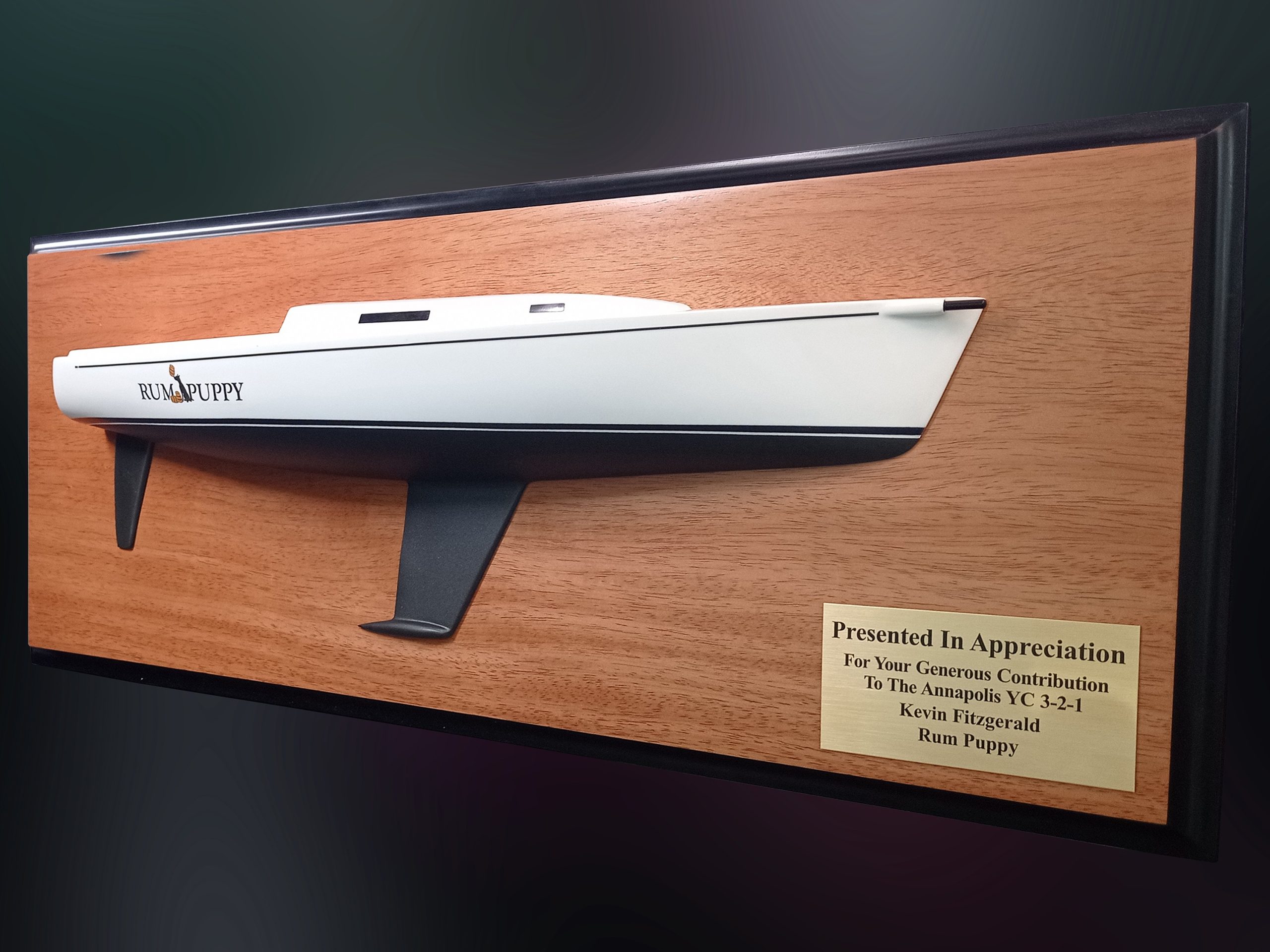 Custom Half Models - JBoats - J105 JBoats custom half model with cabin and cockpit only replica - Abordage