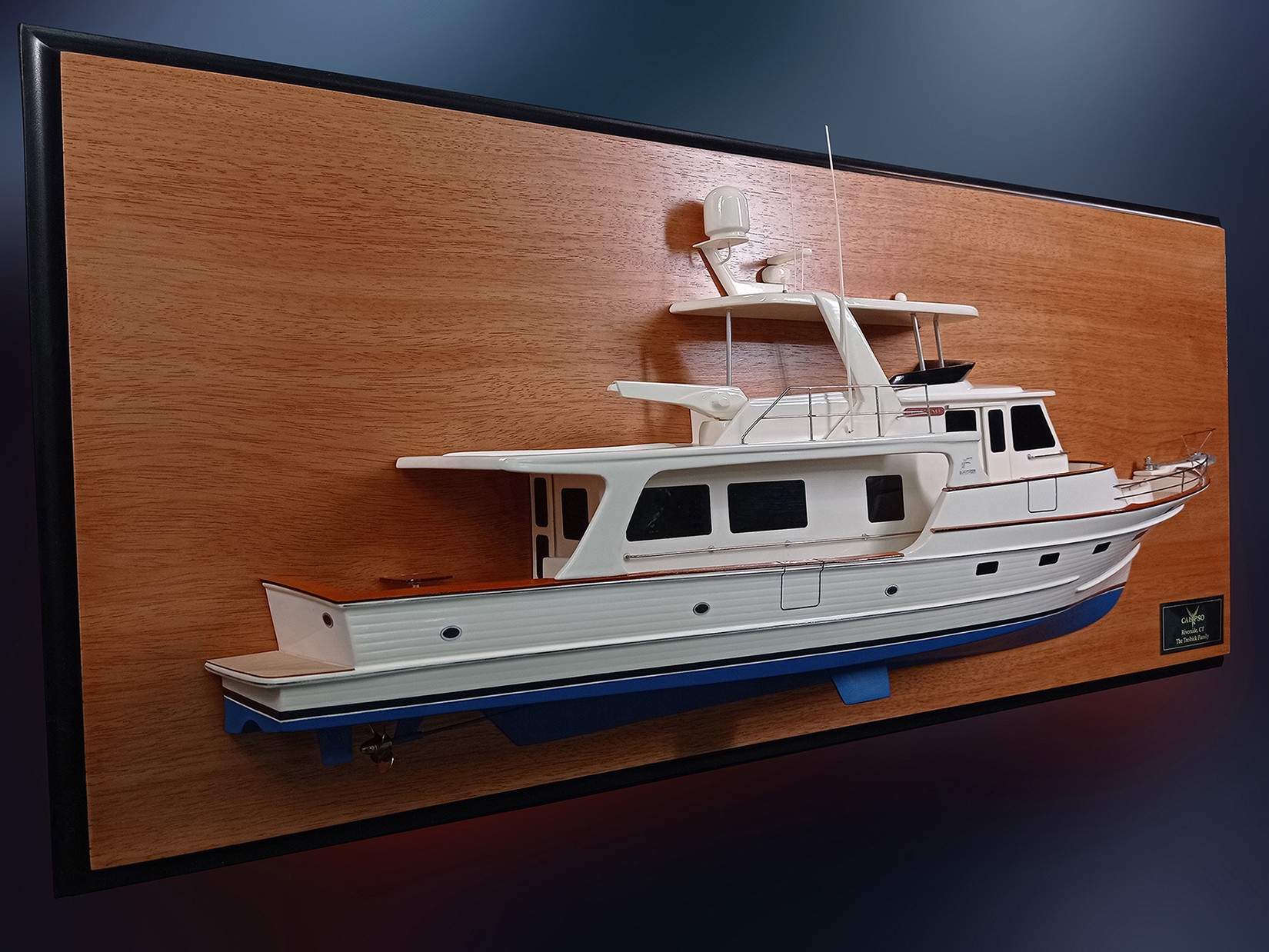 Custom Half Models - - Fleming 65 custom half model with deck details replica - Abordage