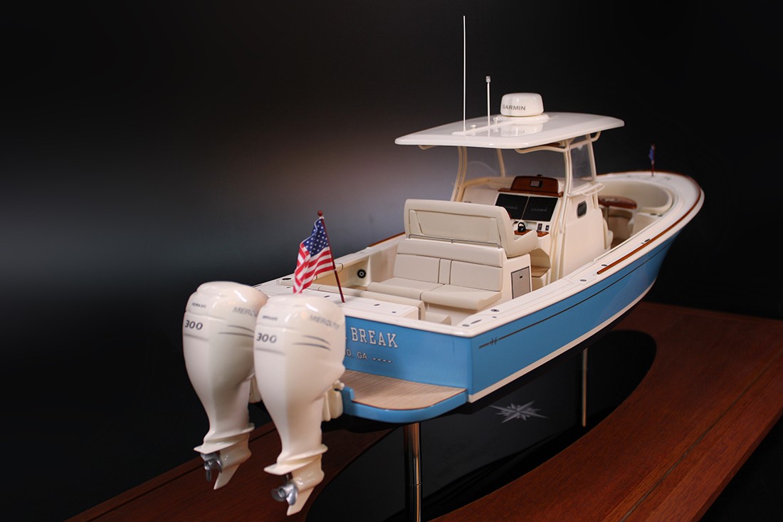 Hunt Yacht 32CC custom model