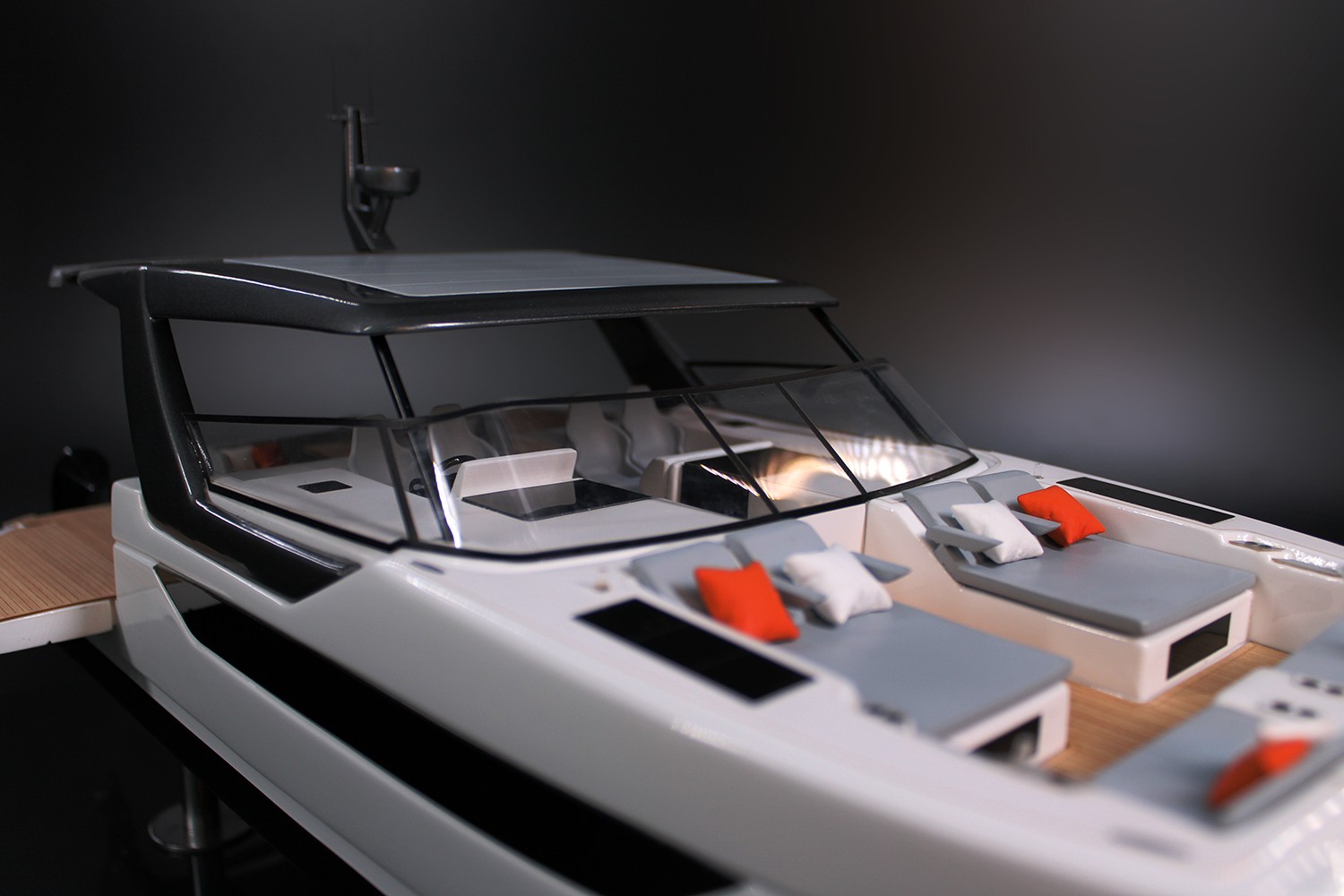 XQuisite 40 power cat custom model