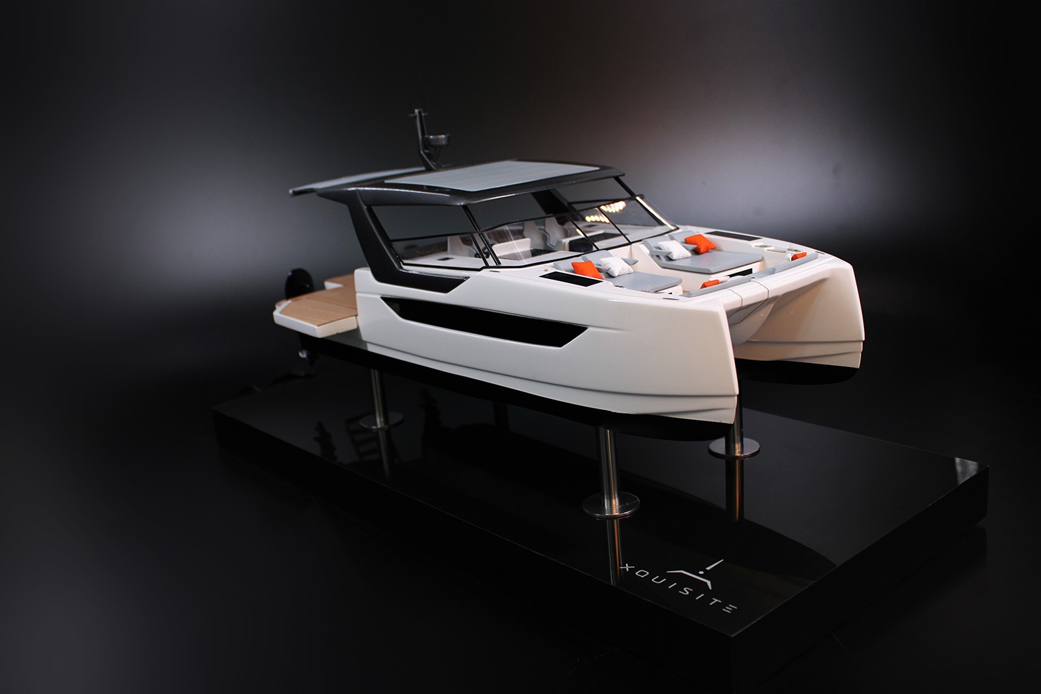 XQuisite 40 power cat custom model