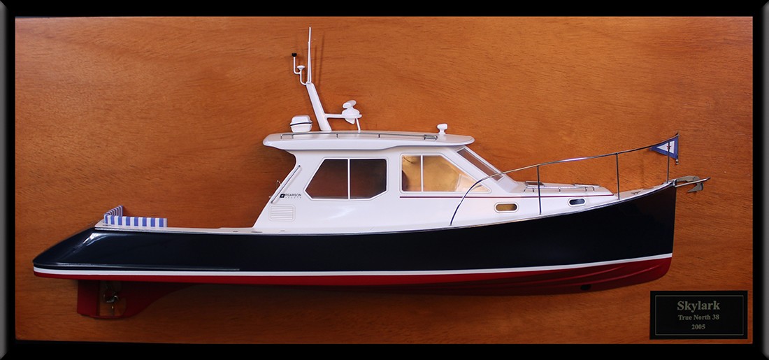 True North 38 half model with deck details