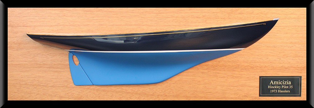 Hinckley Pilot 35 flush deck half hull