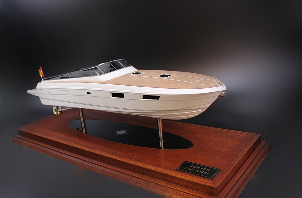 Itama 45S custom model