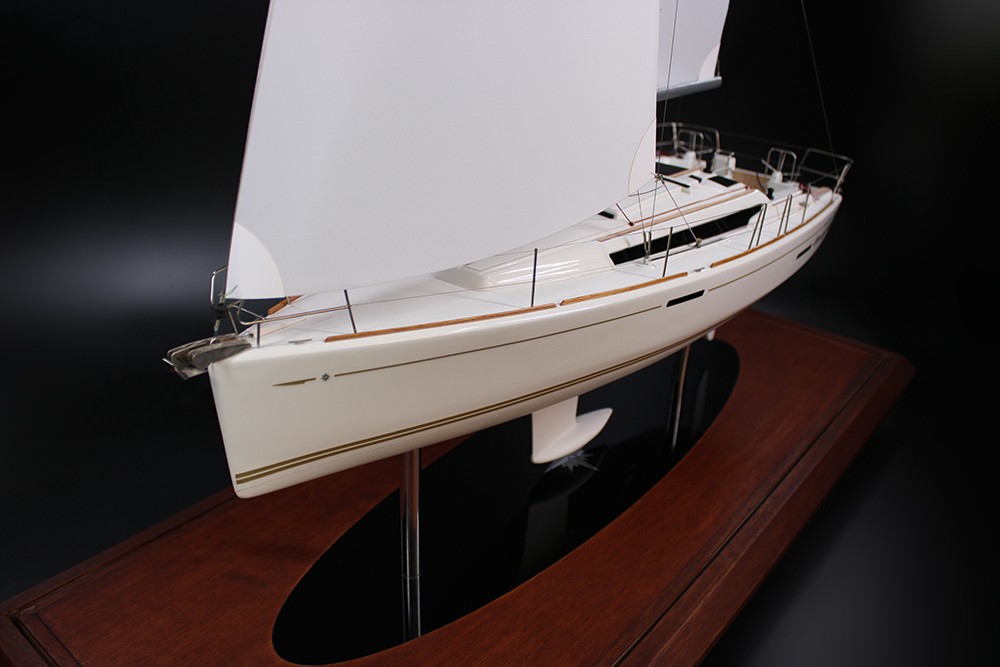 Jeanneau Sun Odyssey 379 custom model
