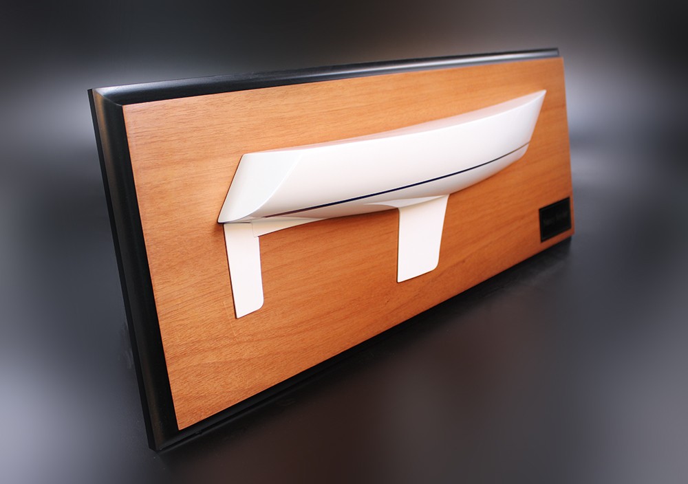 Tartan T10 flushdeck custom half hull