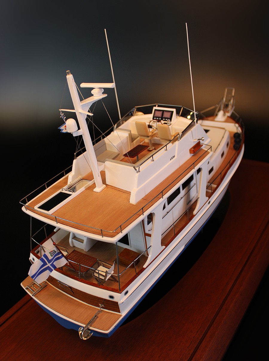 Grand Banks 47 Heritage custom model replica