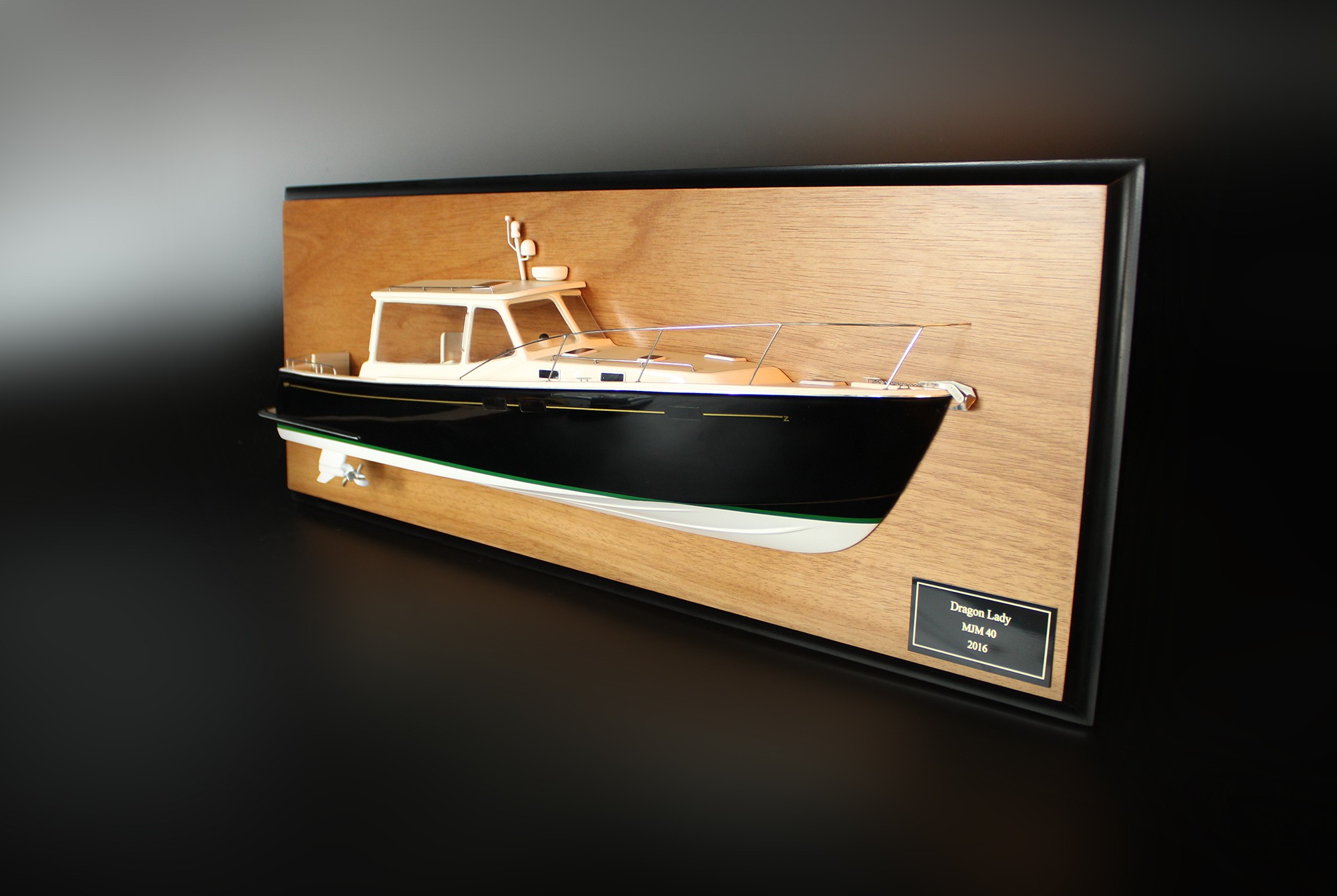 mjm 40 custom model with deck details