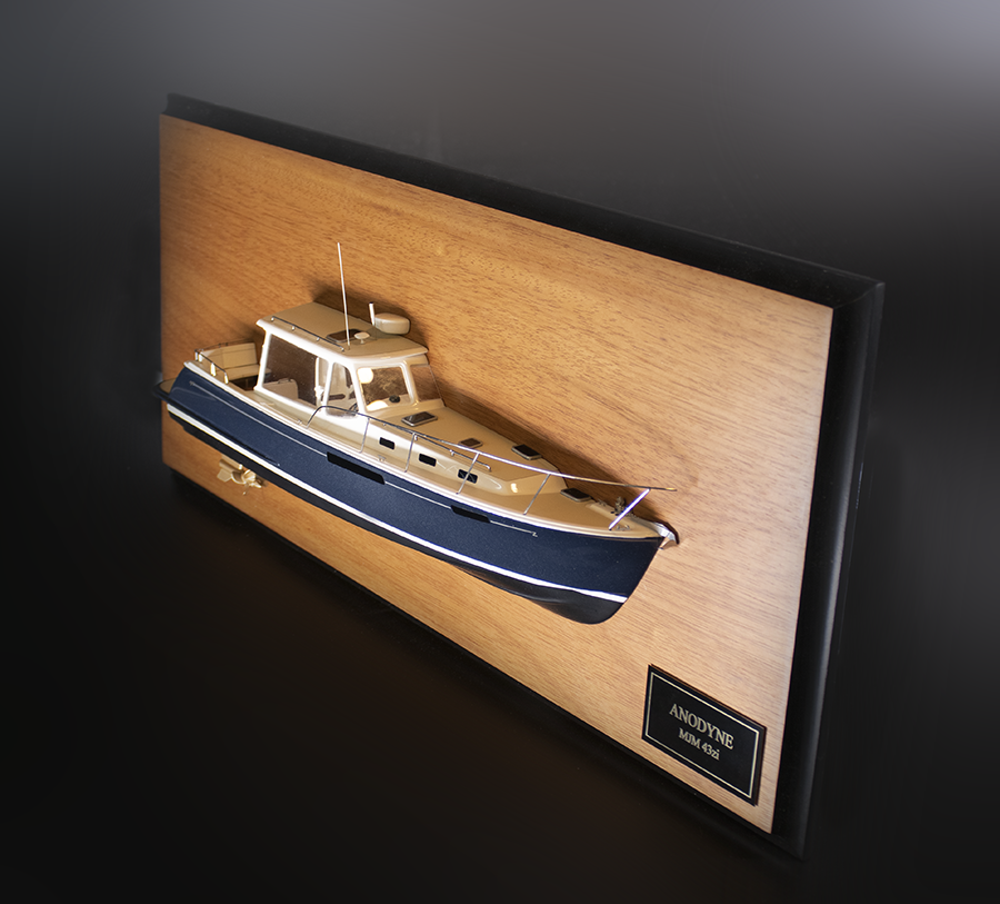 mjm 43 zi custom half model with deck details
